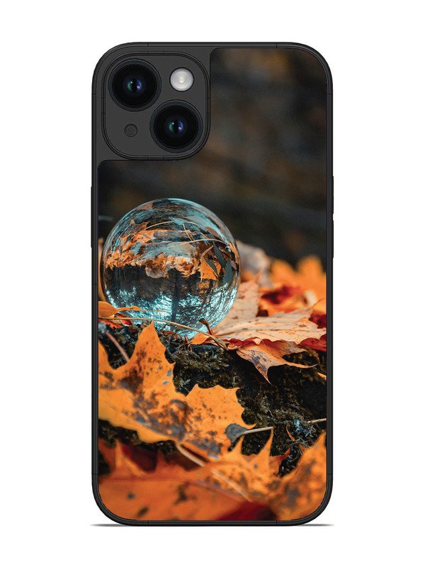 iPhone 15 Glass Ball On Gaurden