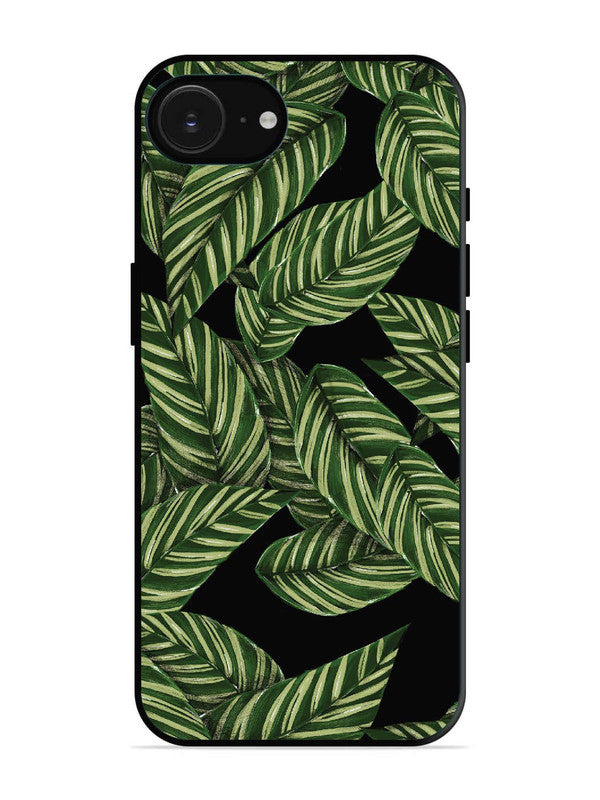 iPhone 16e Leafs Pattern
