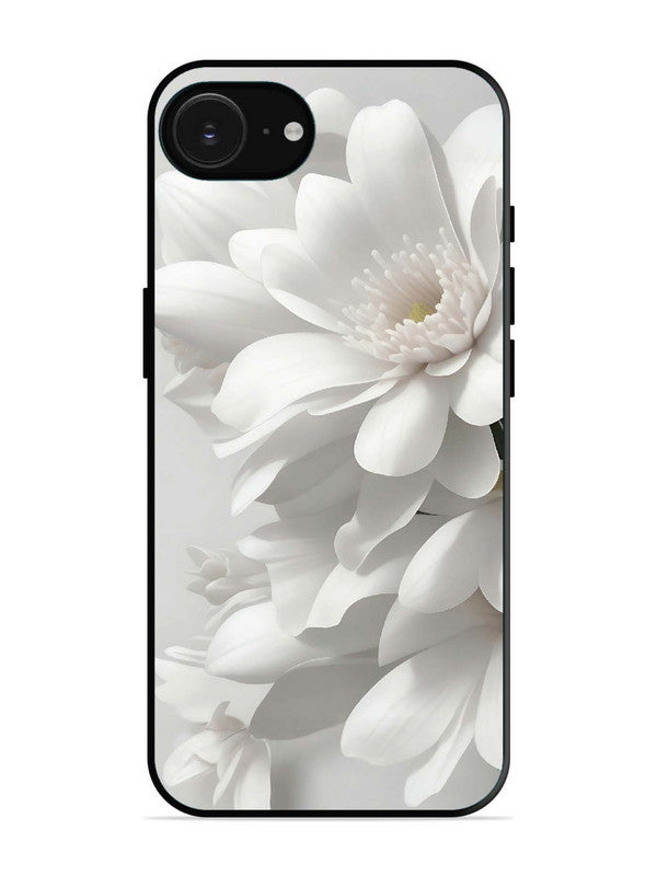 iPhone 16e Soft Focus Purity white Flower