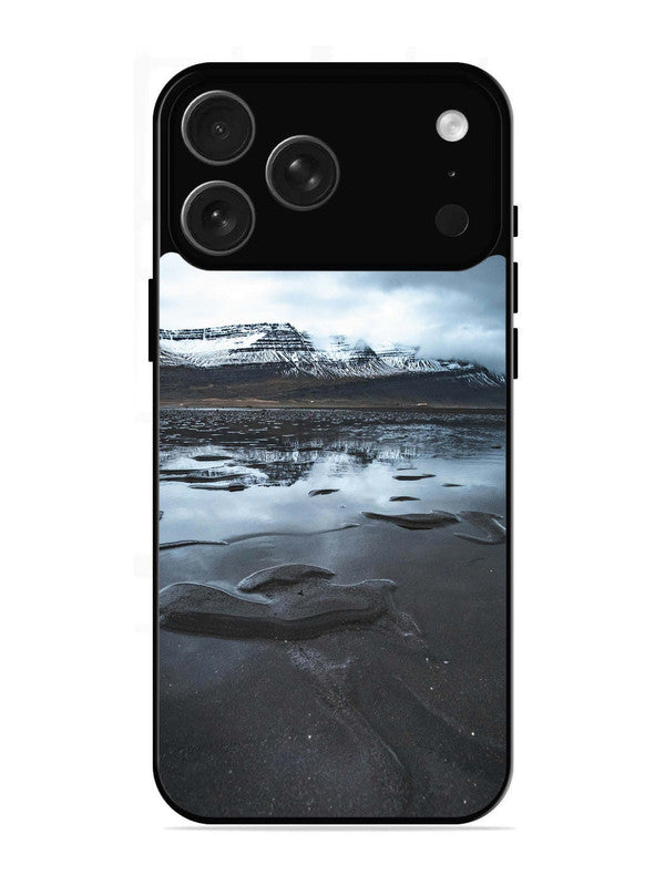 iPhone 17 Pro Beach And Mountain