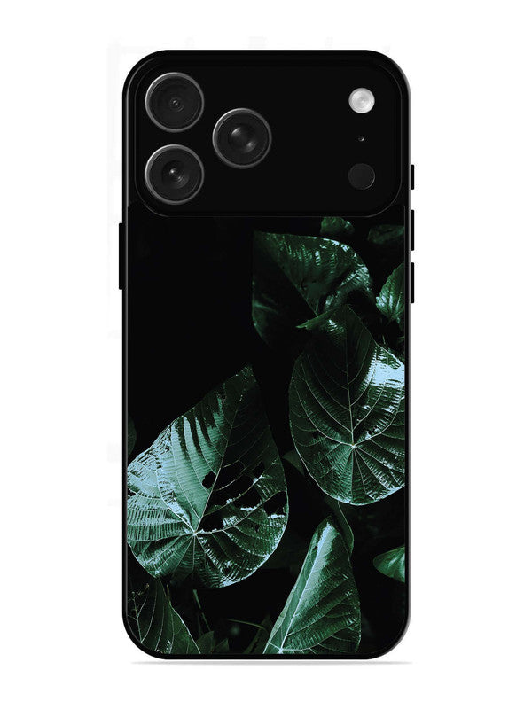 iPhone 17 Pro Leafs at night
