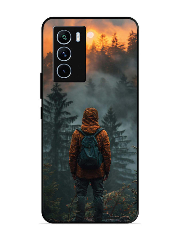 iQoo 9 SE Alone in Forest