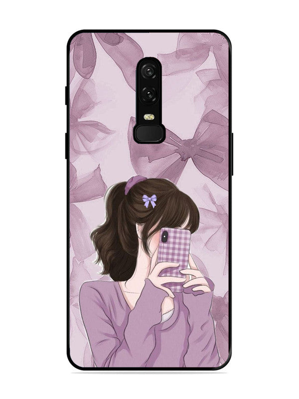 OnePlus 6 Pinky Girl taking selfie