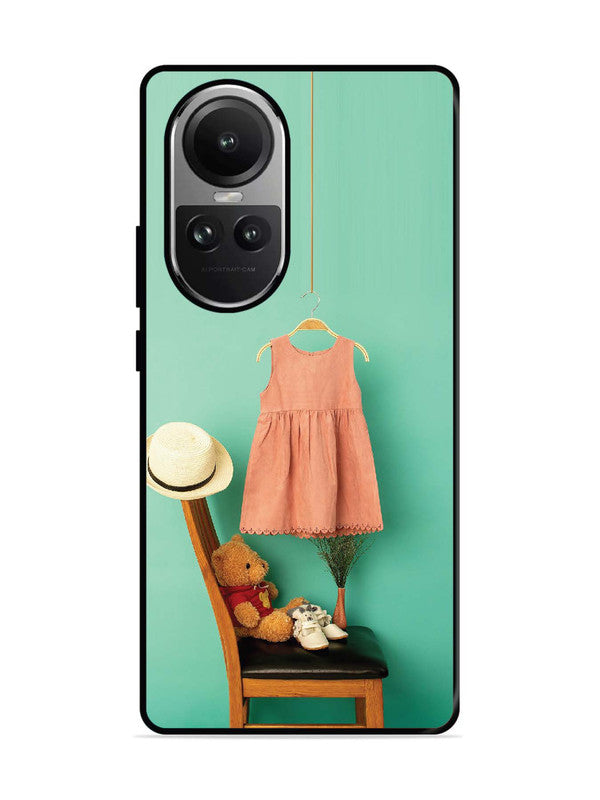 Oppo RENO 10 5G Trendy dress for girl near toy bear