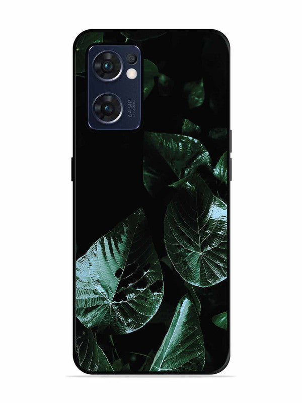 Oppo RENO 7 5G Leafs at night