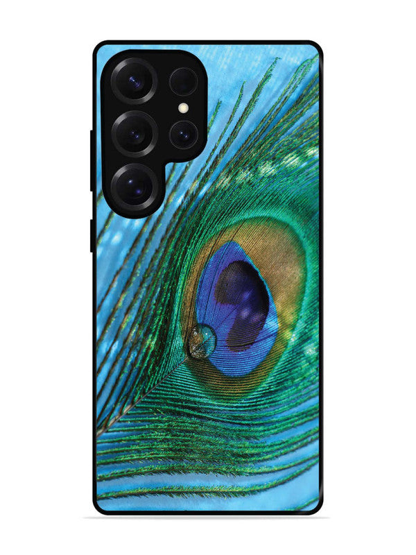 Samsung Galaxy S25 Ultra A drop on Peacock Feather
