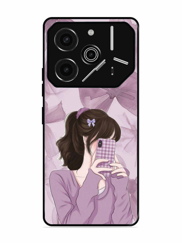 Tecno Pova 6 Pro 5G Pinky Girl taking selfie
