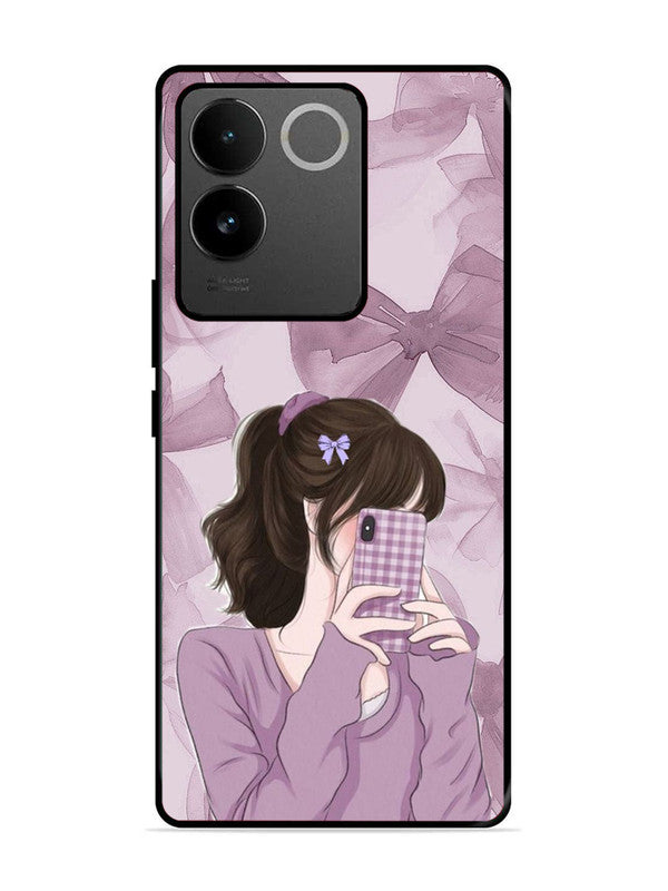 Vivo T2 Pro 5G Pinky Girl taking selfie