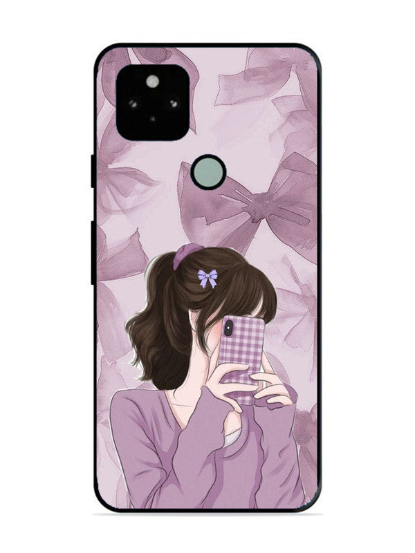 Google Pixel 5 Pinky Girl taking selfie