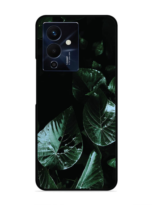 Infinix Note 12 Pro 5G Leafs at night