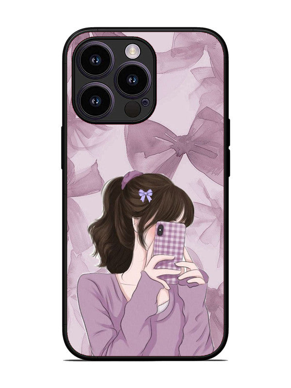 iPhone 13 Pro Pinky Girl taking selfie