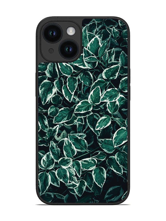 iPhone 15 Green Oasis Leafs