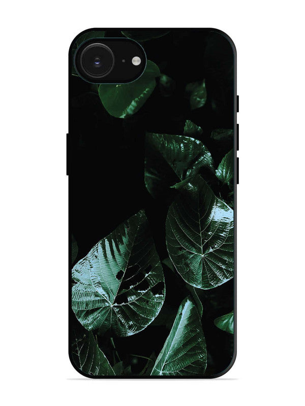 iPhone 16e Leafs at night