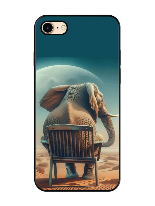 iPhone 7 Baby Elephant om chair