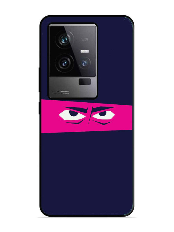 iQoo 11 5G Eyes On Pink