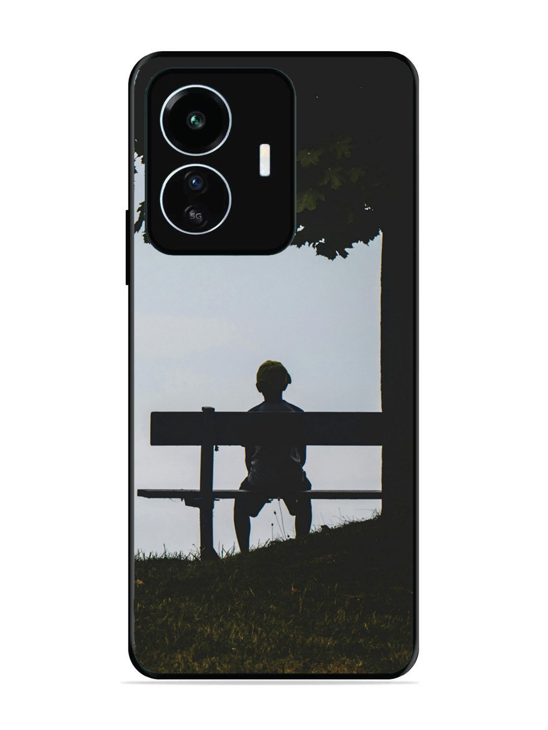 Iqoo Z6 Lite Alone under the Baniyan Tree
