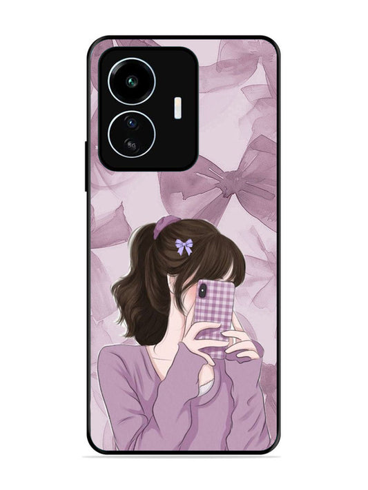 iQoo Z6 Lite Pinky Girl taking selfie
