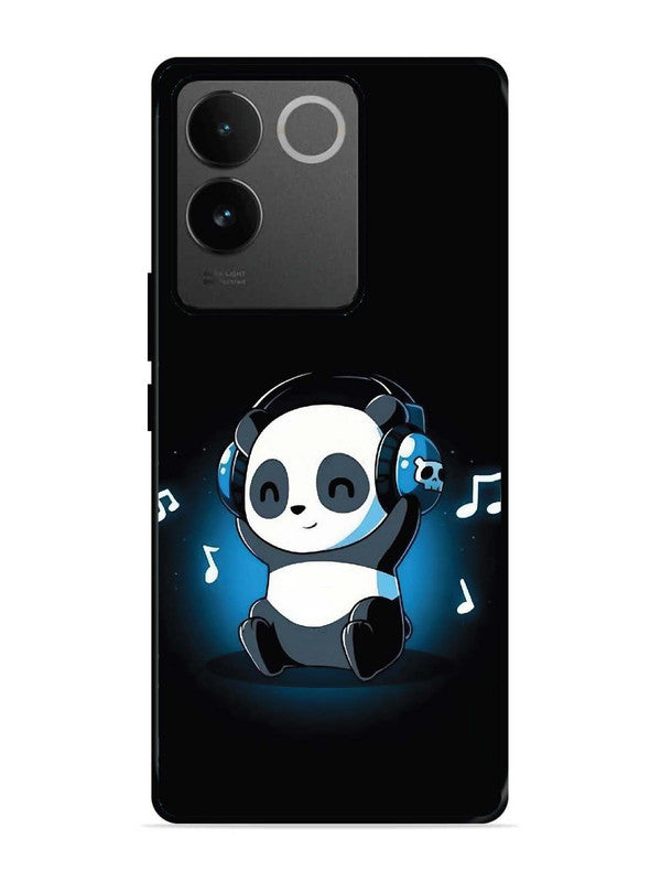 iQoo Z7 Pro 5G Panda Listening Music