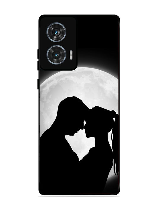 Motorola Edge 50 Fusion Couple on Moon