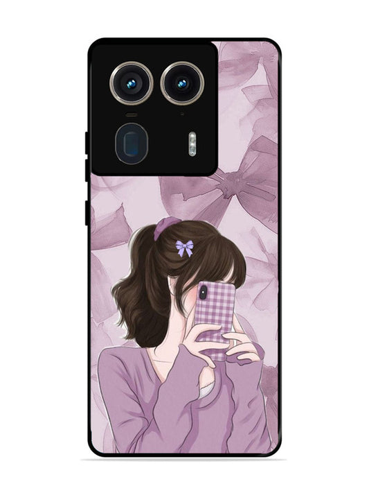 Motorola Edge 50 Ultra Pinky Girl taking selfie