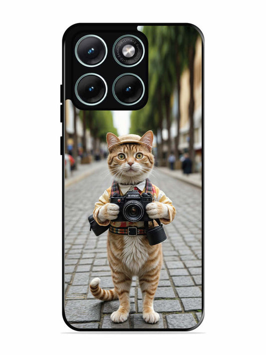 Motorola Edge 70 Fusion Cat as Cameraman