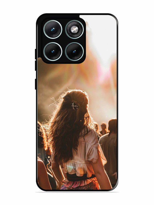Motorola Edge 70 Fusion Sunlit Festival Vibes