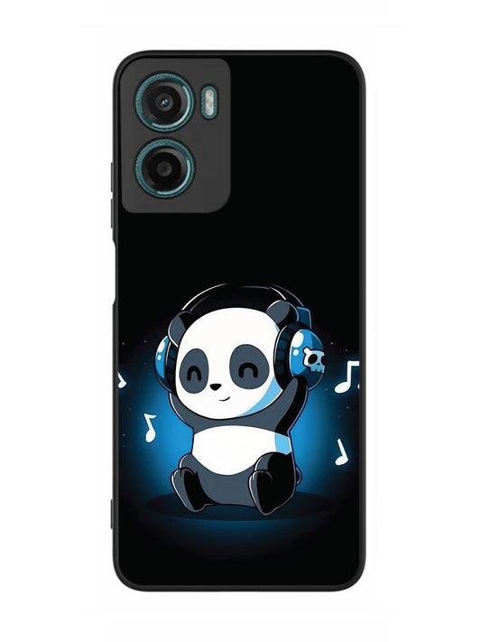 Motorola Moto G05 Panda Listening Music