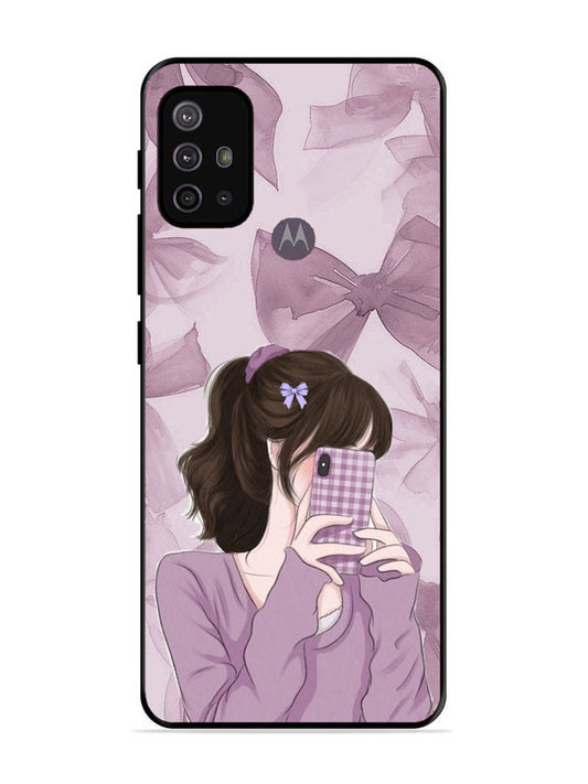 Motorola Moto G30 Pinky Girl taking selfie