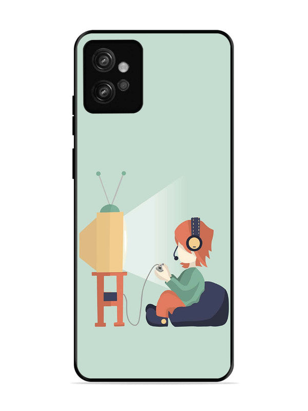 Motorola Moto G32 Kid Playing Game