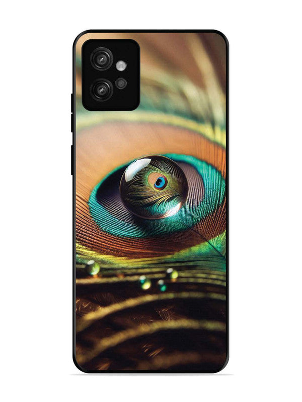 Motorola Moto G32 Water Drop On Peacock Feather