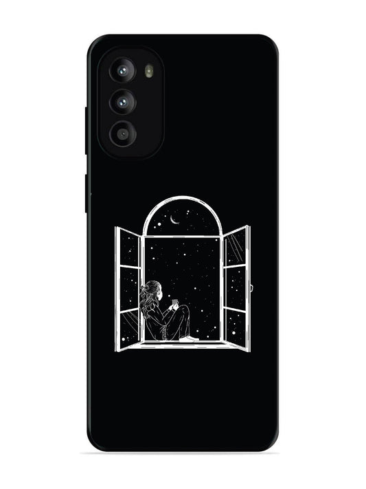 Motorola Moto G62 5G Little Girl on Window