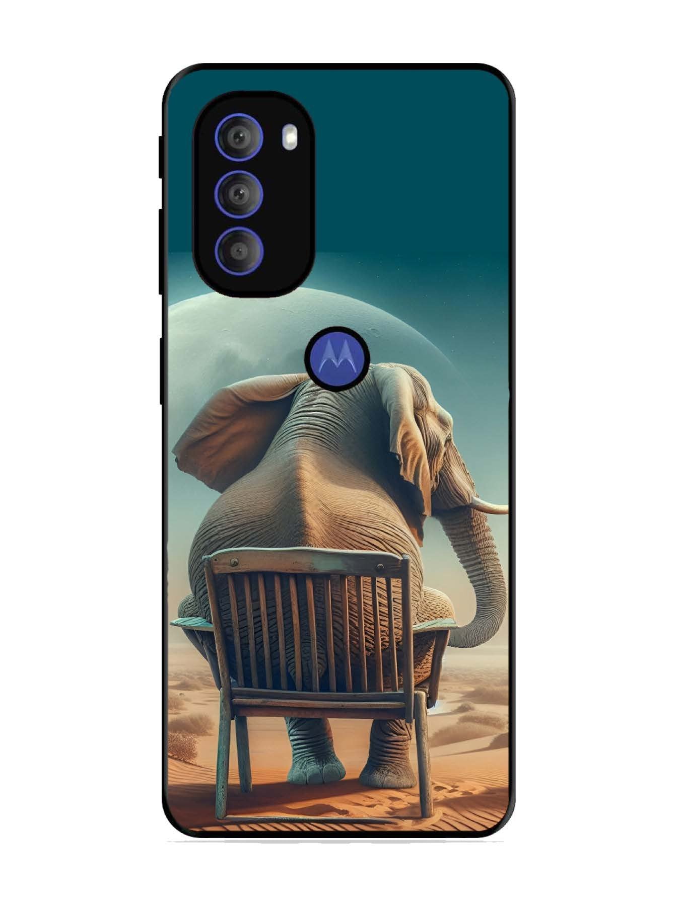 Motorola Moto G71 5G Baby Elephant om chair