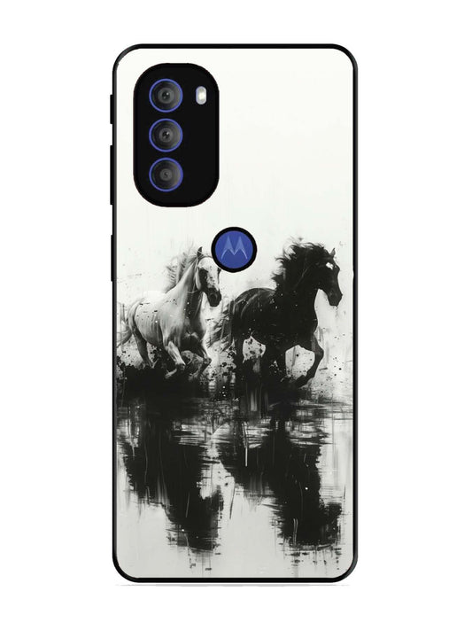 Motorola Moto G71 5G Black & White Horse