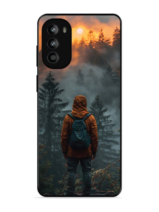 Motorola Moto G82 Alone in Forest