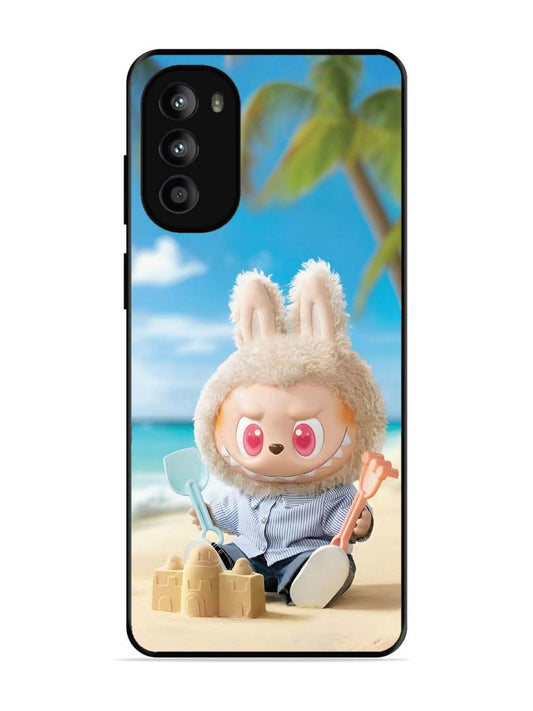 Motorola Moto G82 Labubu at the Beach
