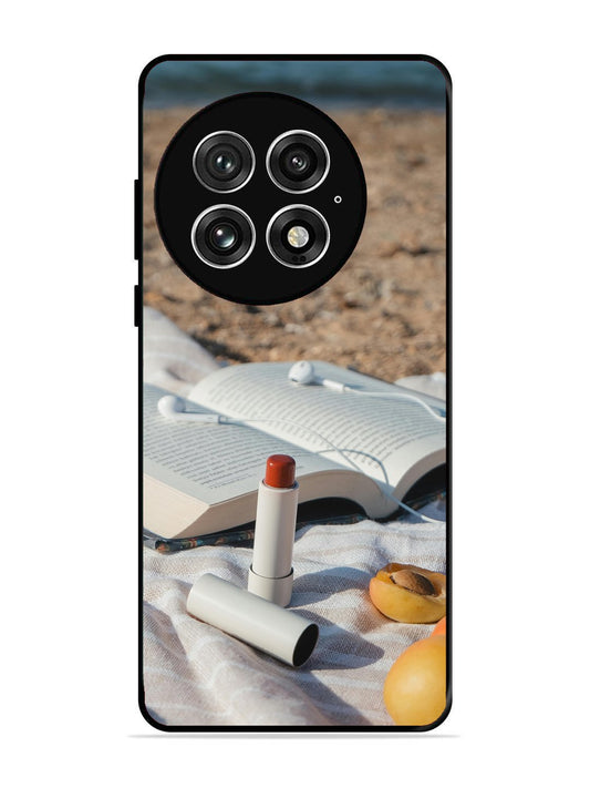 OnePlus 13 Lipstick & Book