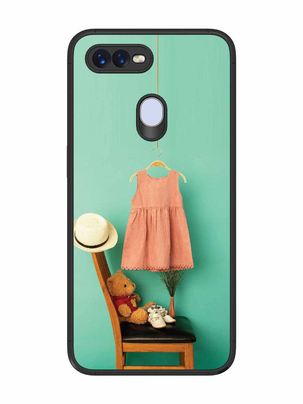 Oppo F9 Trendy dress for girl near toy bear