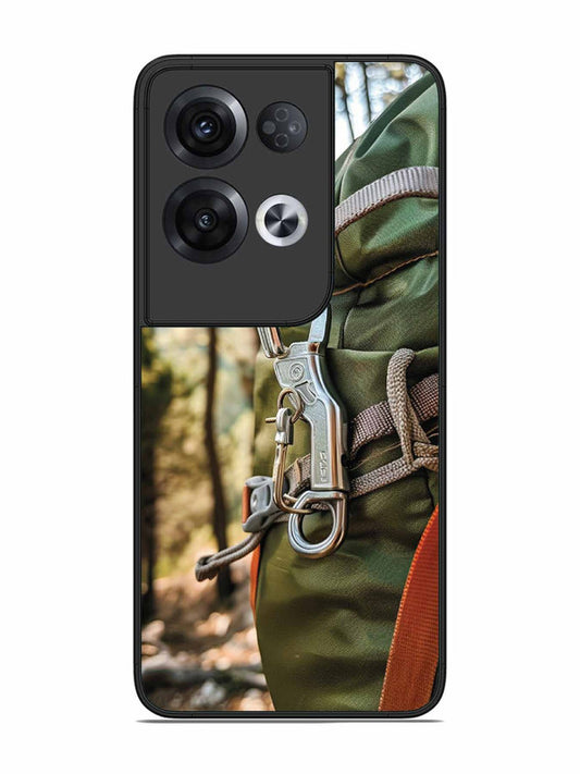 Oppo RENO 8 Pro 5G Hiking Gear Close-up