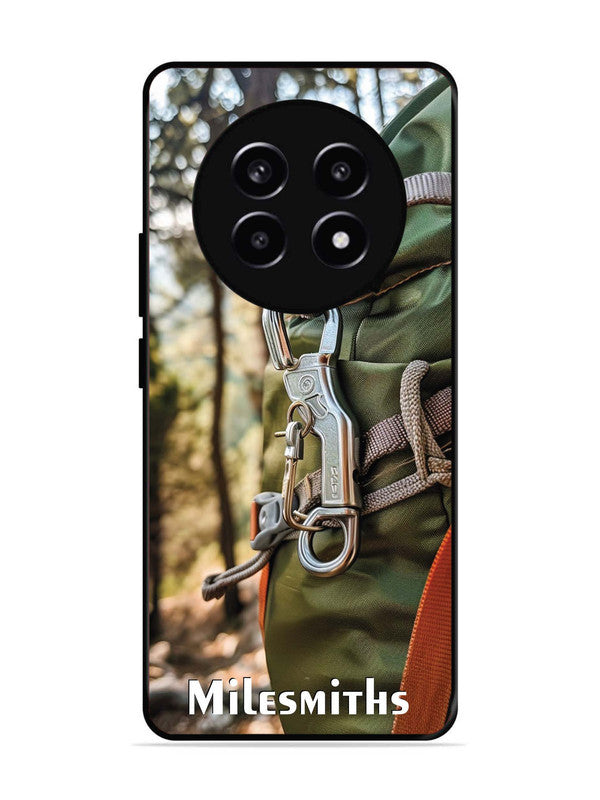 realme 13 Pro Hiking Gear Close-up