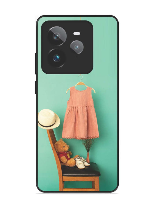 Realme GT7 Pro Trendy dress for girl near toy bear
