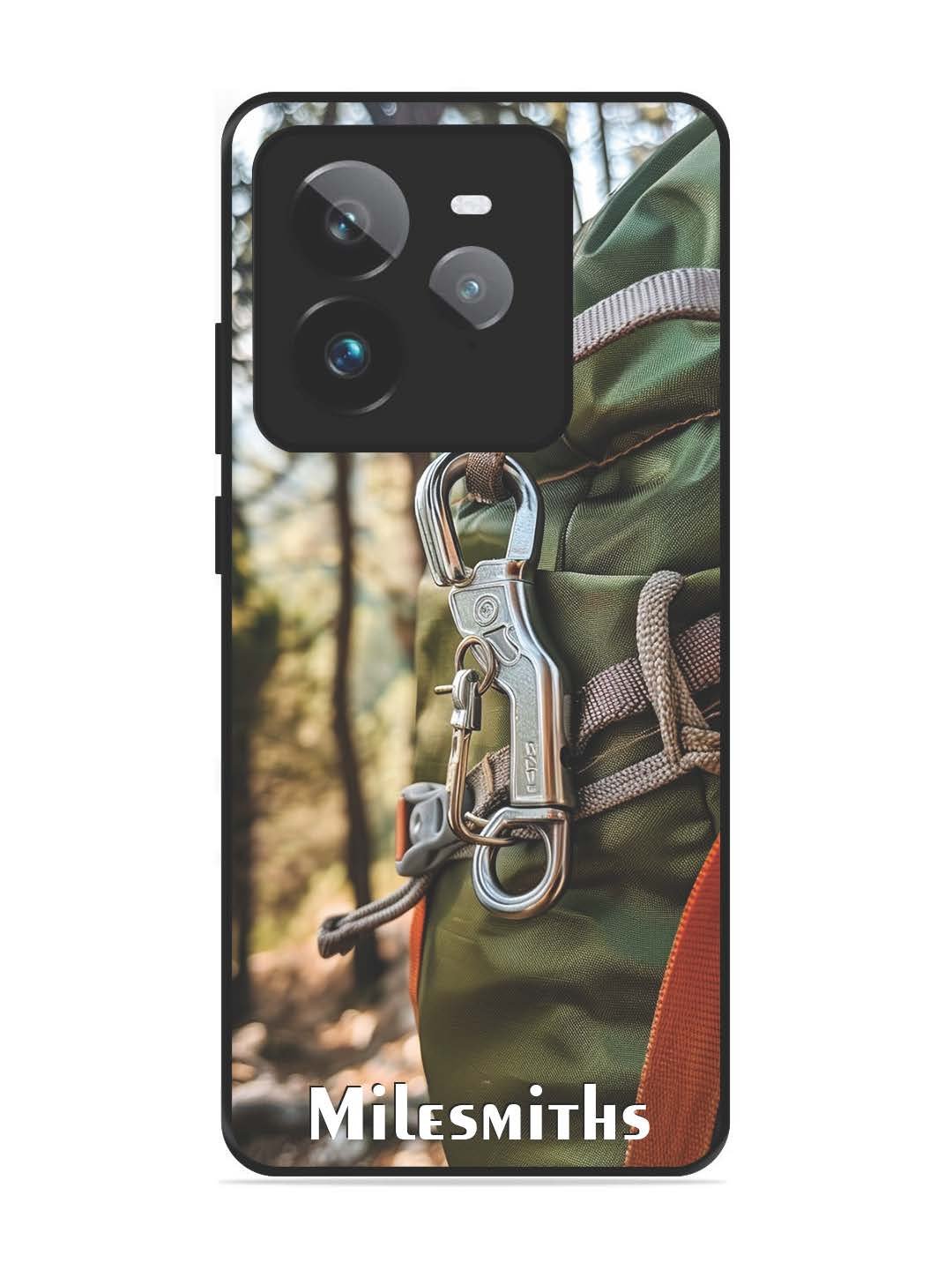 Realme GT7 Pro Hiking Gear Close-up