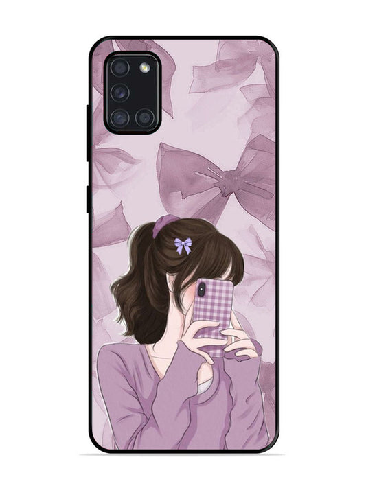 Samsung Galaxy A31 Pinky Girl taking selfie
