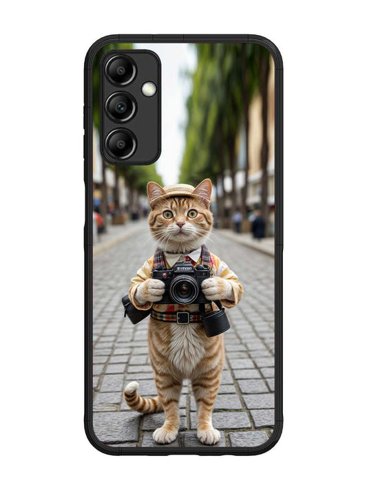Samsung Galaxy M14 4G Cat as Cameraman