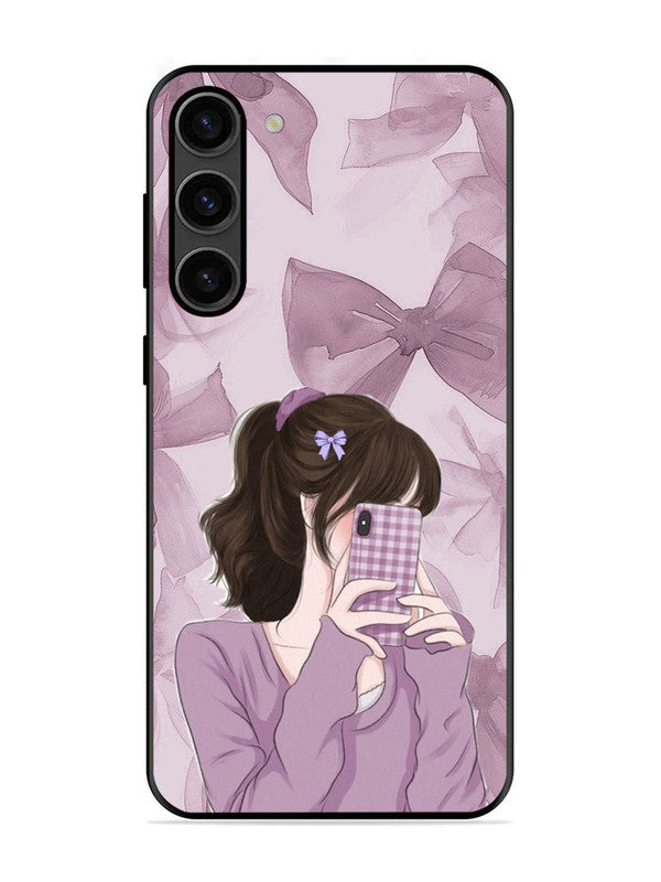 Samsung Galaxy S23 Plus 5G Pinky Girl taking selfie