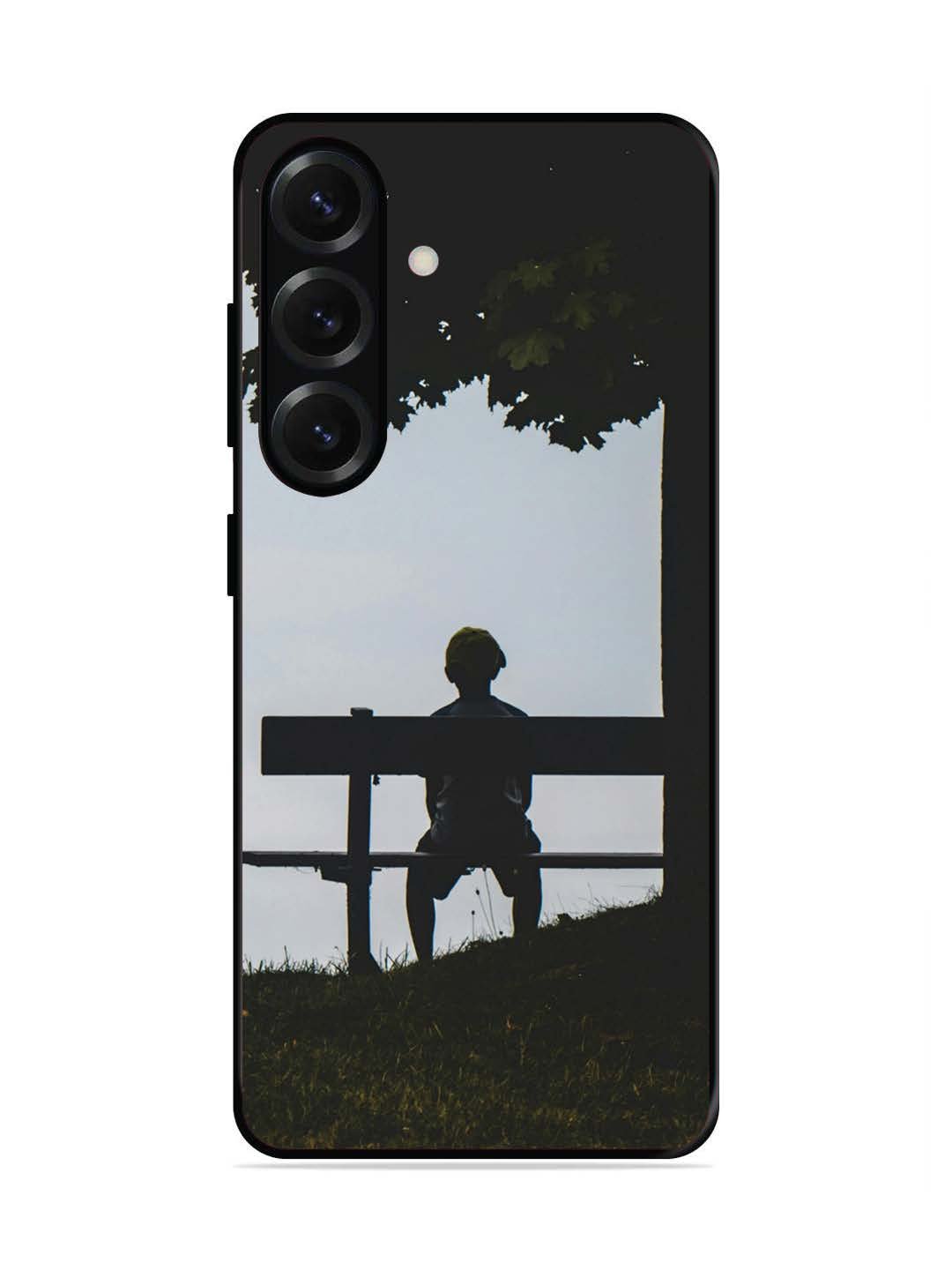 Samsung Galaxy S25 Plus Alone under the Baniyan Tree