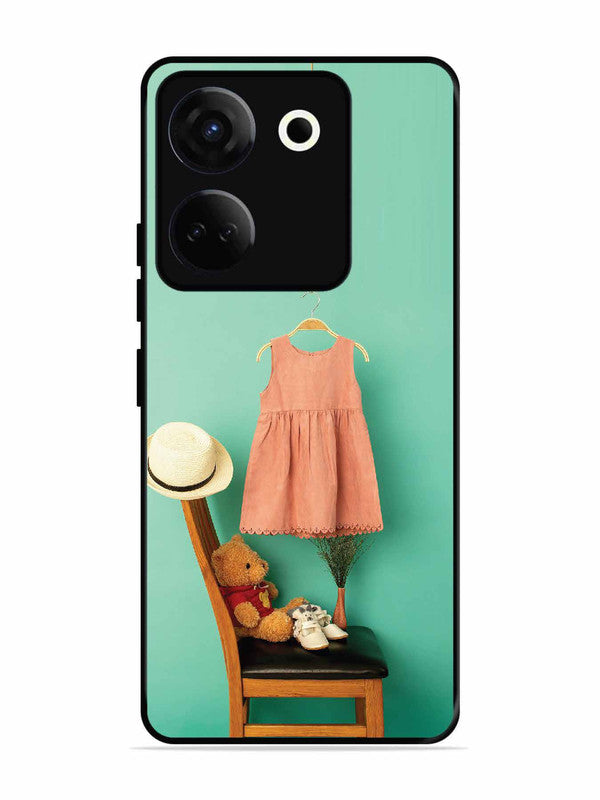 Tecno camon 20 Trendy dress for girl near toy bear
