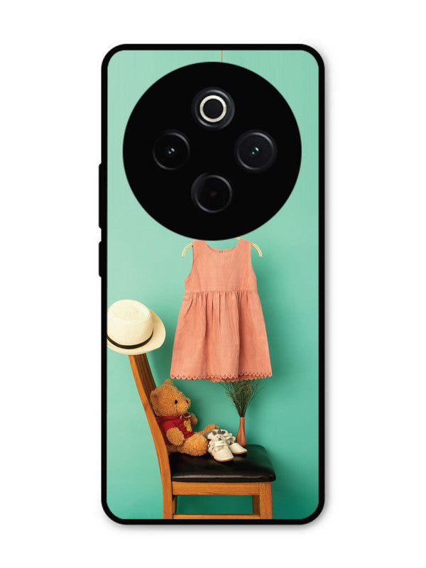 Vivo T4 5G Trendy dress for girl near toy bear