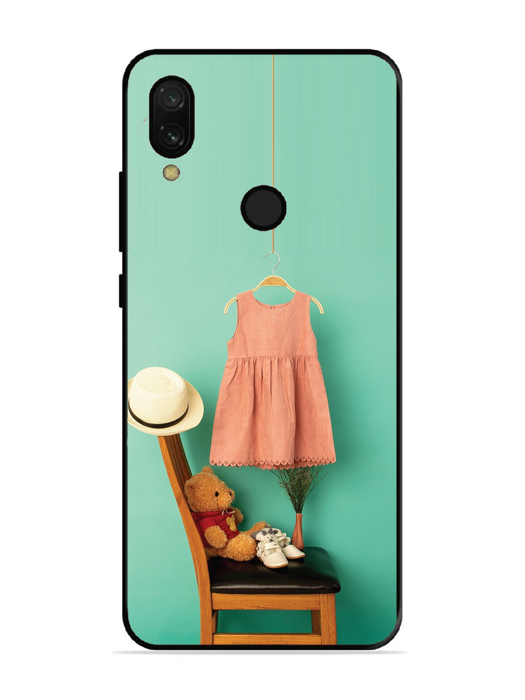 Xiaomi Redmi 7 Trendy dress for girl near toy bear