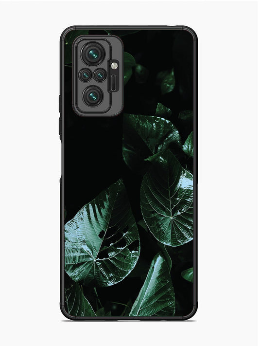 Xiaomi Redmi NOTE 10 PRO Leafs at night