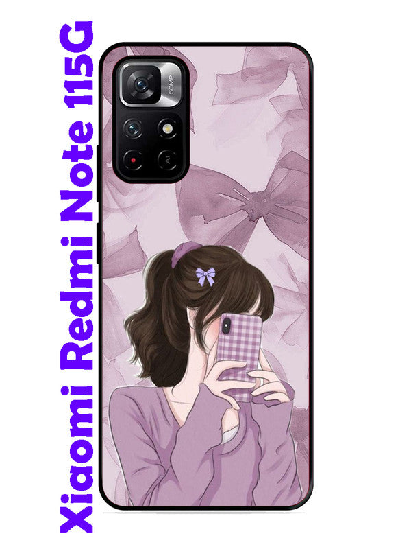 XIAOMI Redmi Note 11 5G Pinky Girl taking selfie